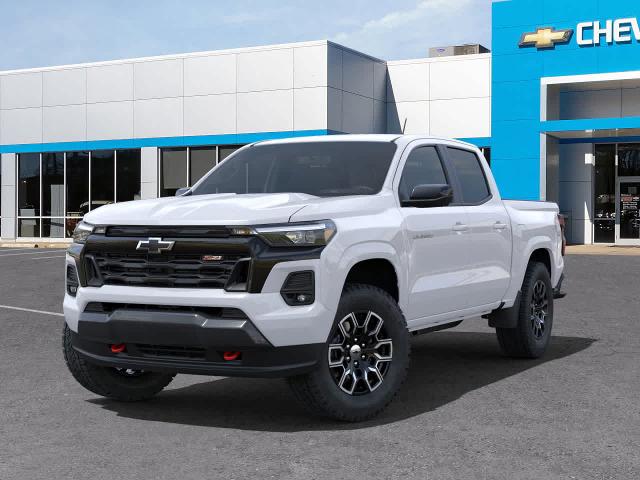 2024 Chevrolet Colorado Vehicle Photo in MOON TOWNSHIP, PA 15108-2571