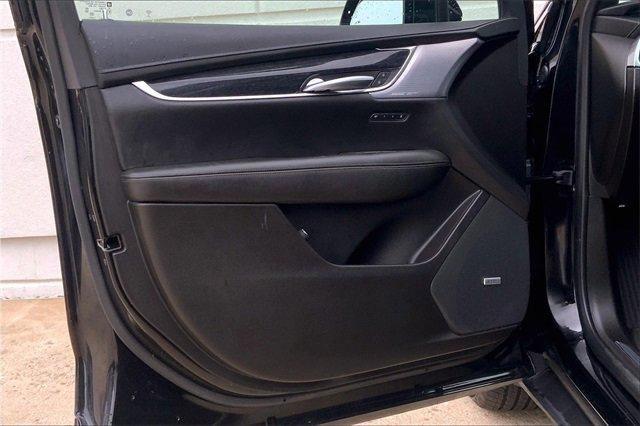 2023 Cadillac XT5 Vehicle Photo in TOPEKA, KS 66609-0000