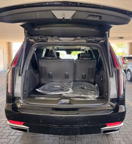 2023 Cadillac Escalade ESV Vehicle Photo in DELRAY BEACH, FL 33483-3294