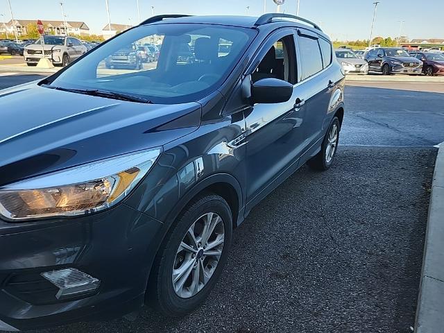 Used 2018 Ford Escape SE with VIN 1FMCU9GD6JUB08711 for sale in Groveport, OH