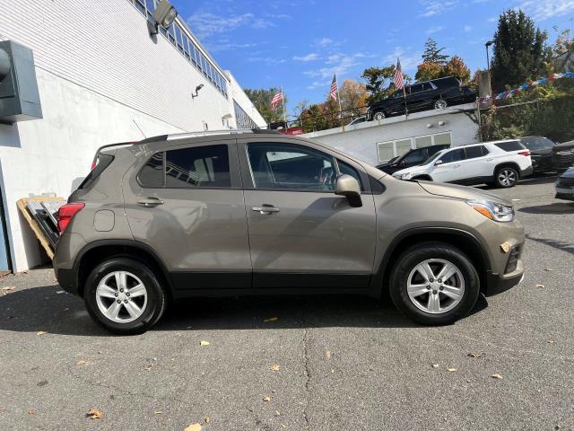 Certified 2021 Chevrolet Trax LT with VIN KL7CJPSM6MB366619 for sale in Douglaston, NY