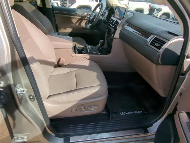 2022 Lexus GX 460 Vehicle Photo in ALBERTVILLE, AL 35950-0246