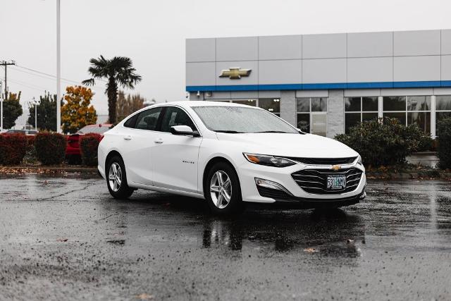 2022 Chevrolet Malibu Vehicle Photo in NEWBERG, OR 97132-1927