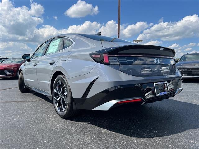 2024 Hyundai SONATA Vehicle Photo in O'Fallon, IL 62269