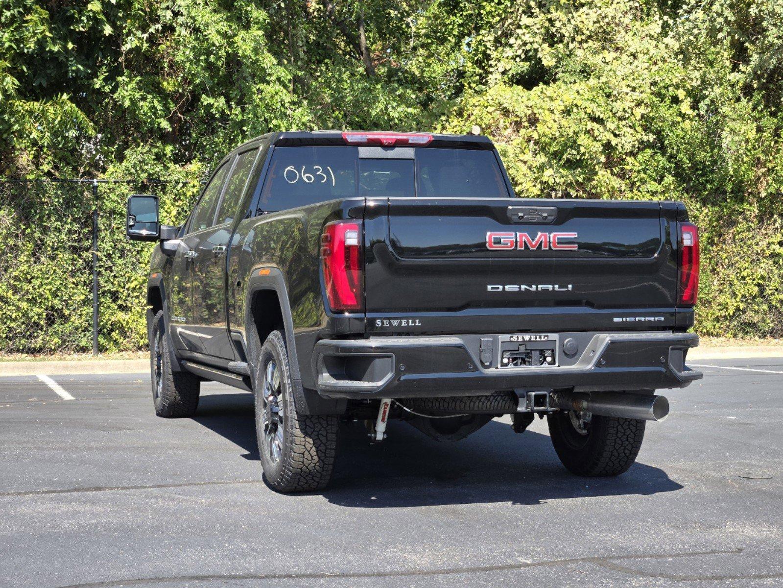 2024 GMC Sierra 2500 HD Vehicle Photo in DALLAS, TX 75209-3016