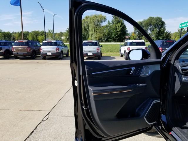 2025 Buick Enclave Vehicle Photo in ELYRIA, OH 44035-6349