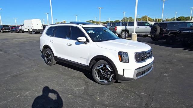 Used 2023 Kia Telluride S with VIN 5XYP6DGC0PG326468 for sale in Columbus, OH