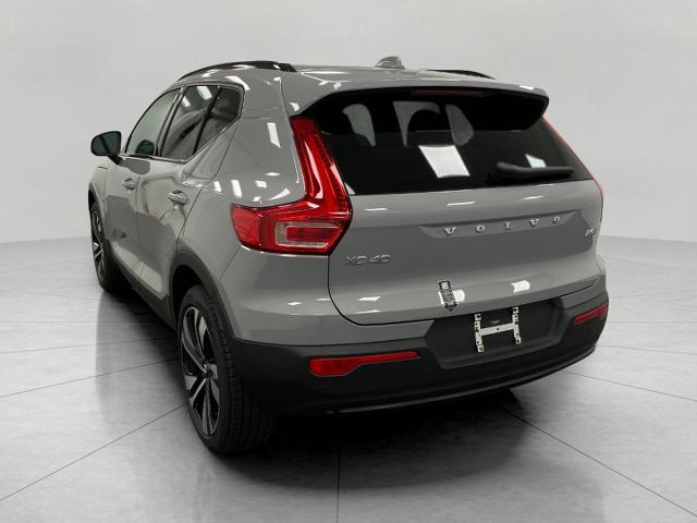 2025 Volvo XC40 Vehicle Photo in Appleton, WI 54913