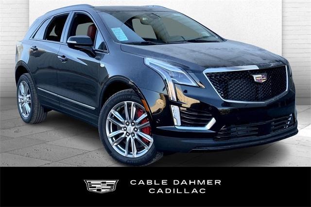 2025 Cadillac XT5 Vehicle Photo in KANSAS CITY, MO 64114-4545