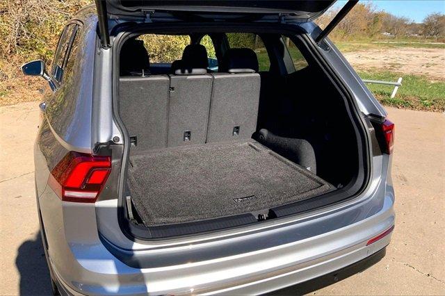 2019 Volkswagen Tiguan Vehicle Photo in KANSAS CITY, MO 64114-4502