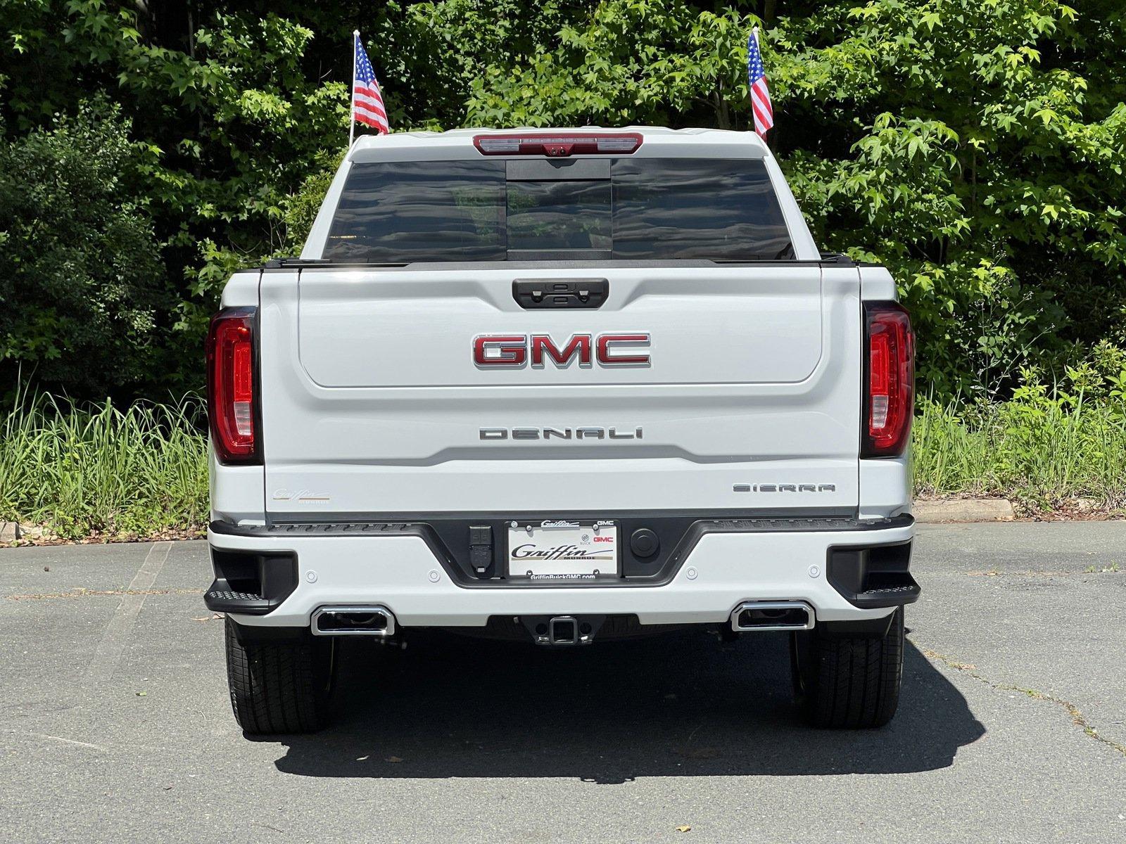 2024 GMC Sierra 1500 Vehicle Photo in MONROE, NC 28110-8431