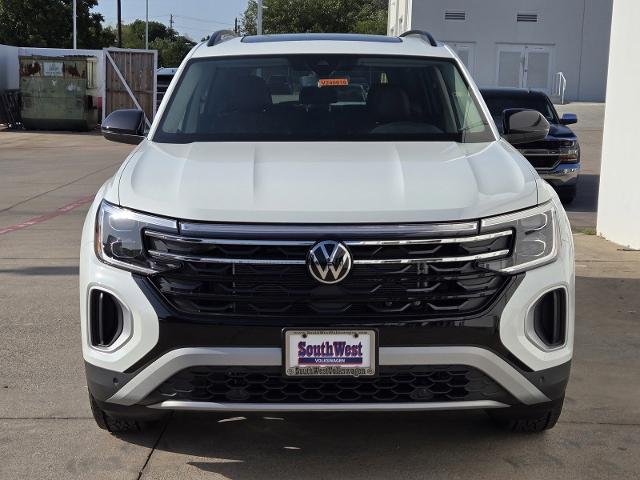 2024 Volkswagen Atlas Vehicle Photo in Weatherford, TX 76087