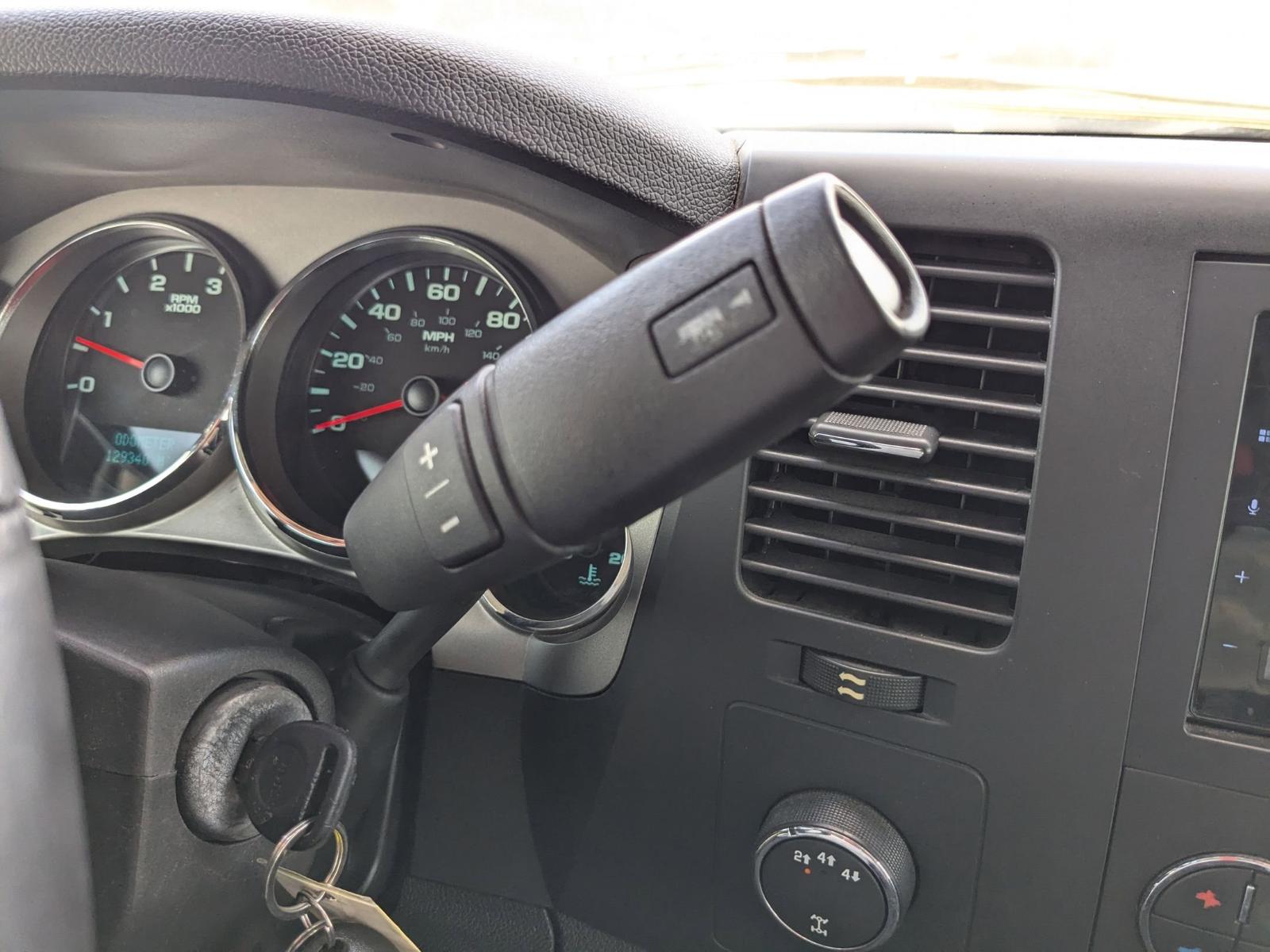 2011 GMC Sierra 2500 HD Vehicle Photo in Seguin, TX 78155