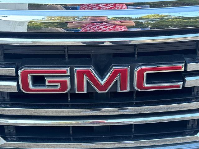 2023 GMC Acadia Vehicle Photo in DUNN, NC 28334-8900