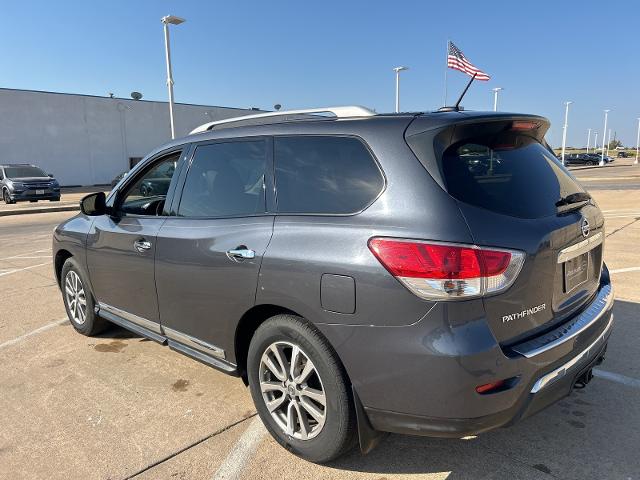 2014 Nissan Pathfinder Vehicle Photo in Denison, TX 75020