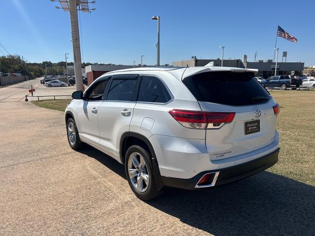 2017 Toyota Highlander Vehicle Photo in Denison, TX 75020