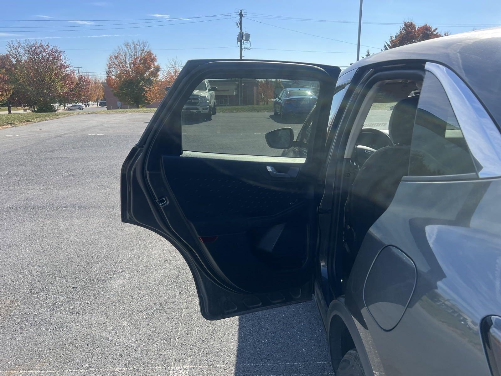 2020 Ford Escape Vehicle Photo in Mechanicsburg, PA 17050-1707