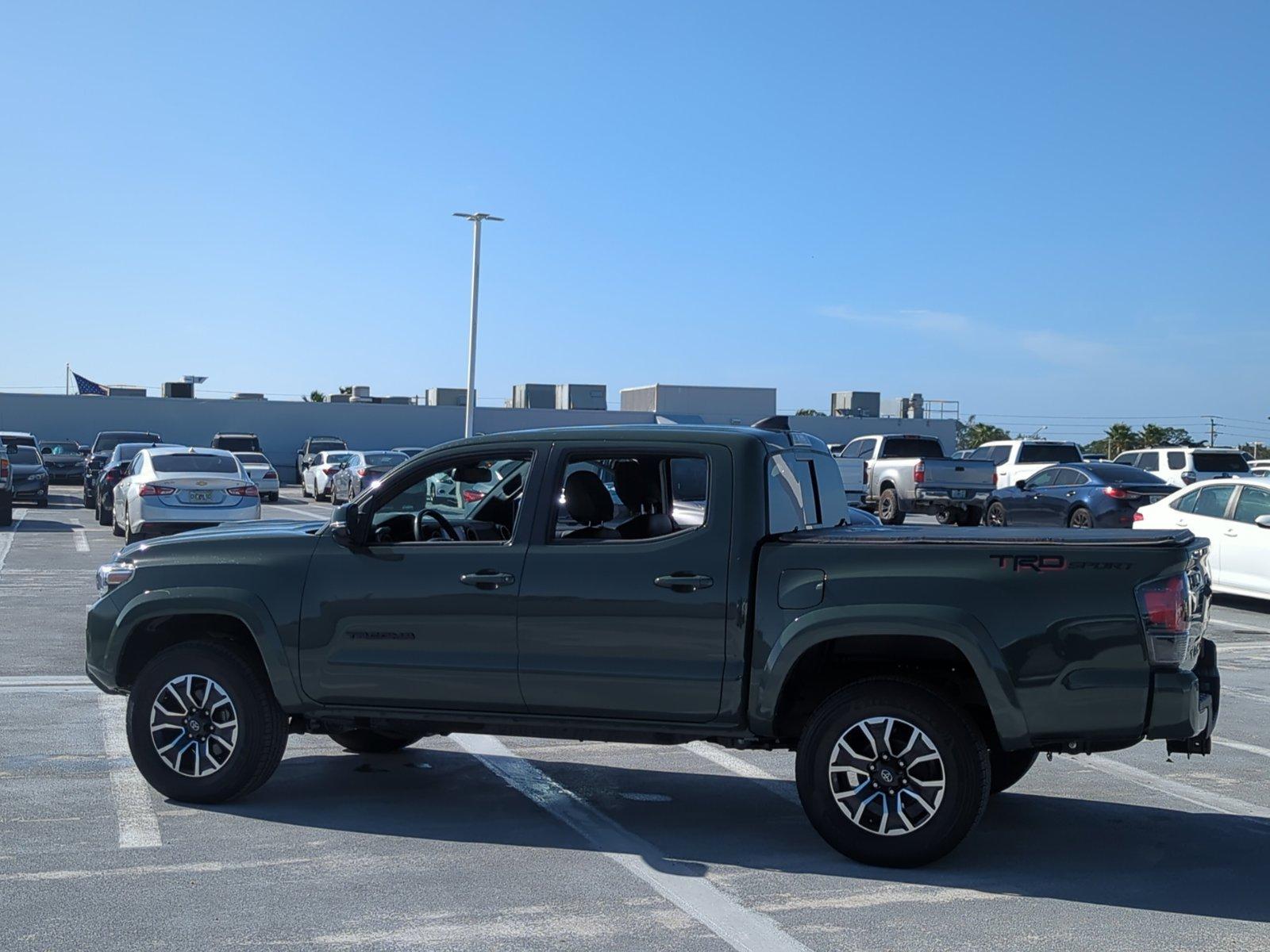 2022 Toyota Tacoma 2WD Vehicle Photo in Ft. Myers, FL 33907