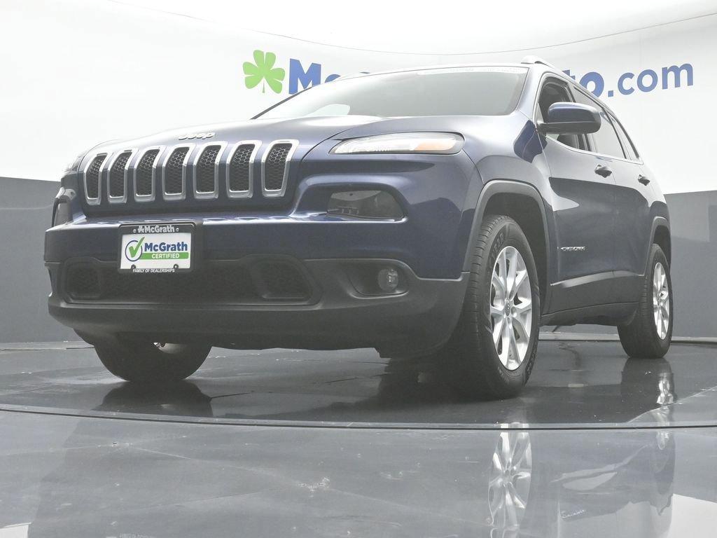 2018 Jeep Cherokee Vehicle Photo in Cedar Rapids, IA 52402