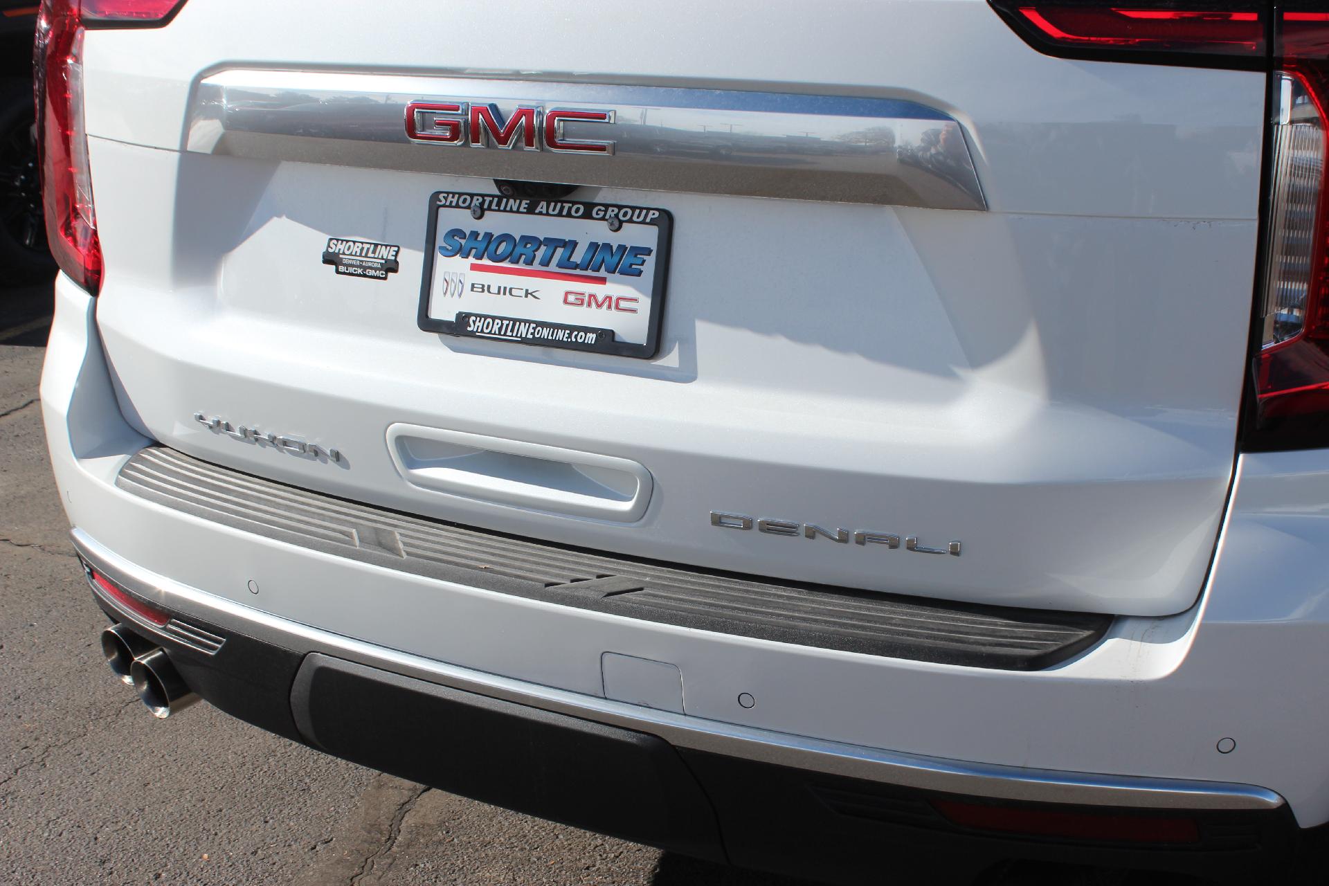 2024 GMC Yukon XL Vehicle Photo in AURORA, CO 80012-4011