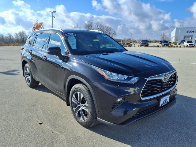 2020 Toyota Highlander Vehicle Photo in Oshkosh, WI 54904