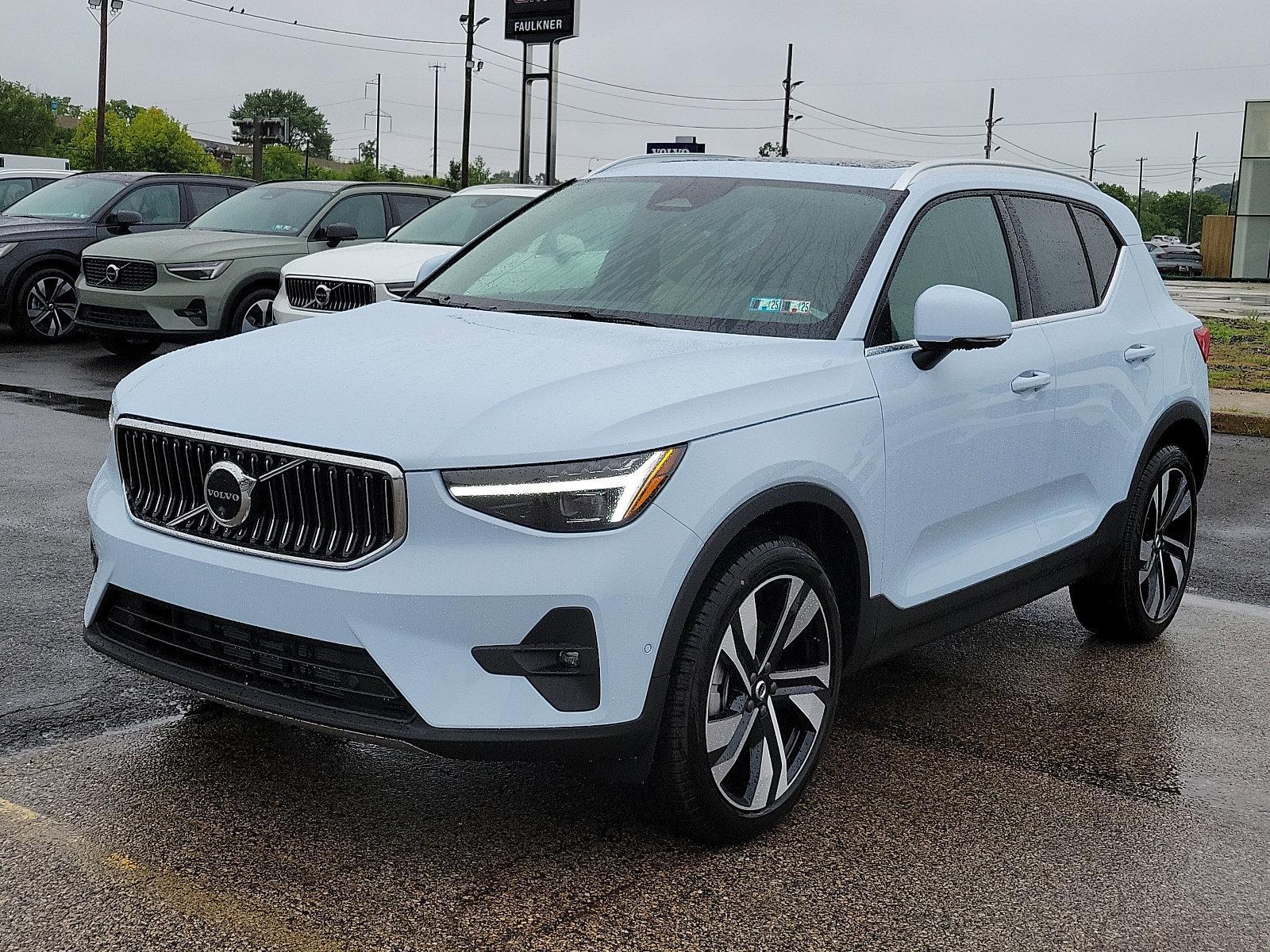 2025 Volvo XC40 Vehicle Photo in Trevose, PA 19053