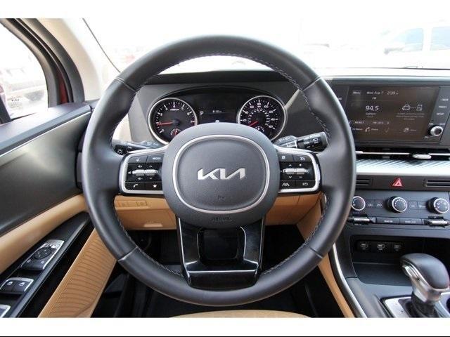 2022 Kia Carnival Vehicle Photo in ROSENBERG, TX 77471-5675