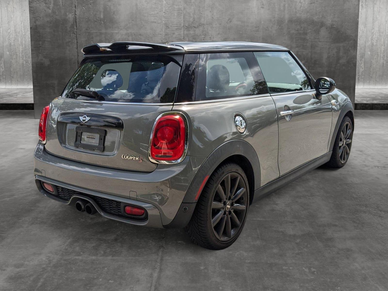 2017 MINI Cooper S Hardtop Vehicle Photo in Pompano Beach, FL 33064