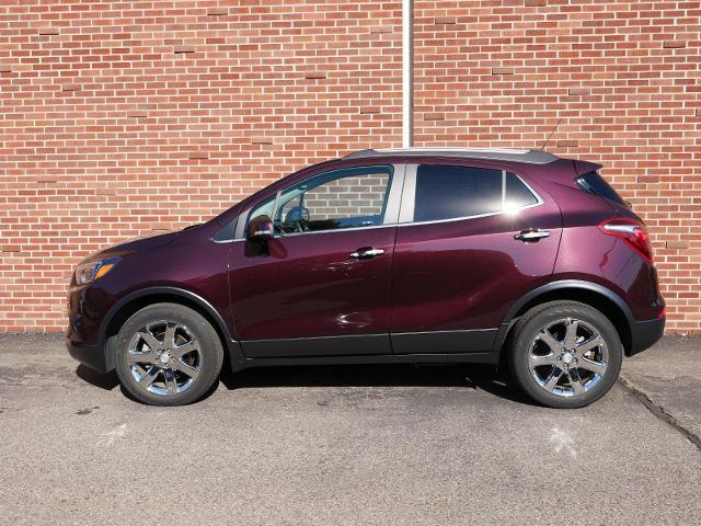 Used 2018 Buick Encore Premium with VIN KL4CJHSB8JB589550 for sale in Edina, Minnesota