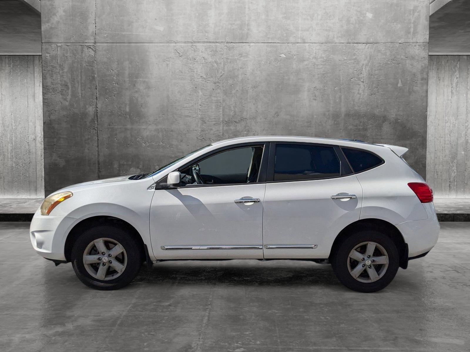 2013 Nissan Rogue Vehicle Photo in Miami, FL 33015