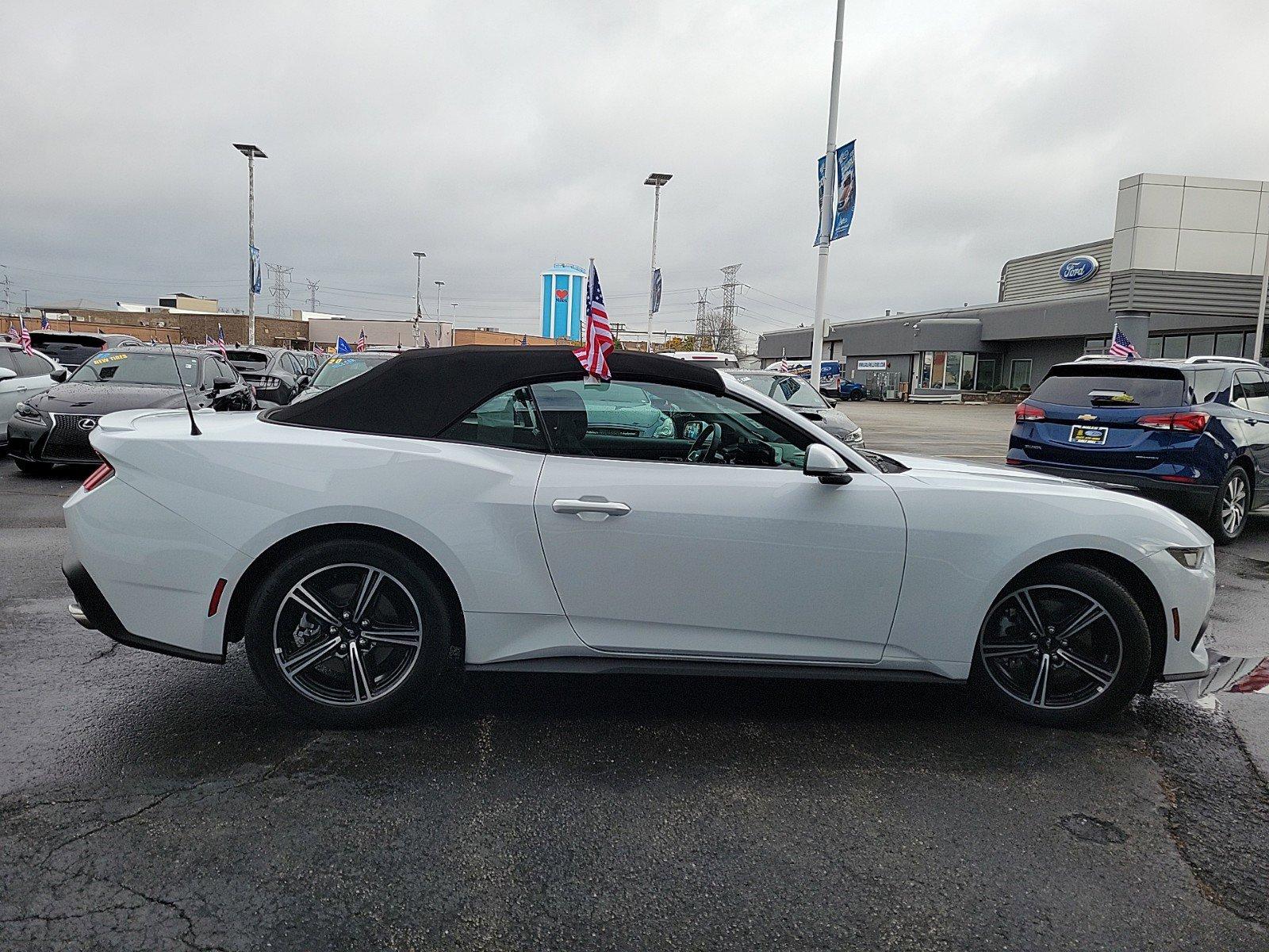 2024 Ford Mustang Vehicle Photo in Saint Charles, IL 60174