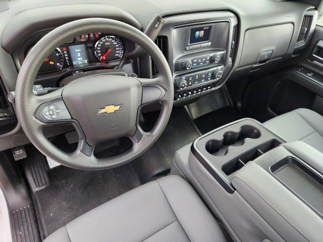 2023 Chevrolet Silverado 5500 HD Vehicle Photo in SUGAR LAND, TX 77478-0000