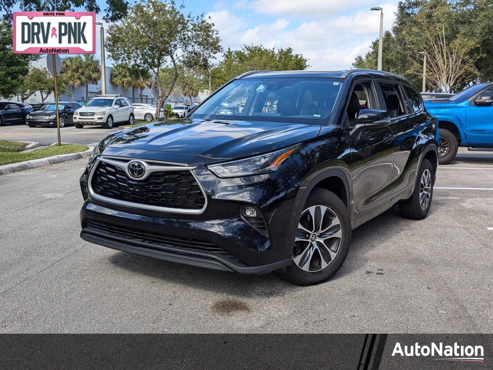 2023 Toyota Highlander Vehicle Photo in West Palm Beach, FL 33417