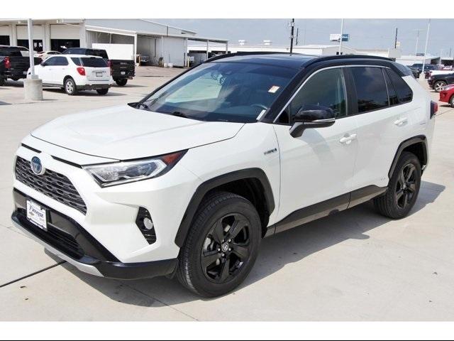 2020 Toyota RAV4 Vehicle Photo in ROSENBERG, TX 77471-5675