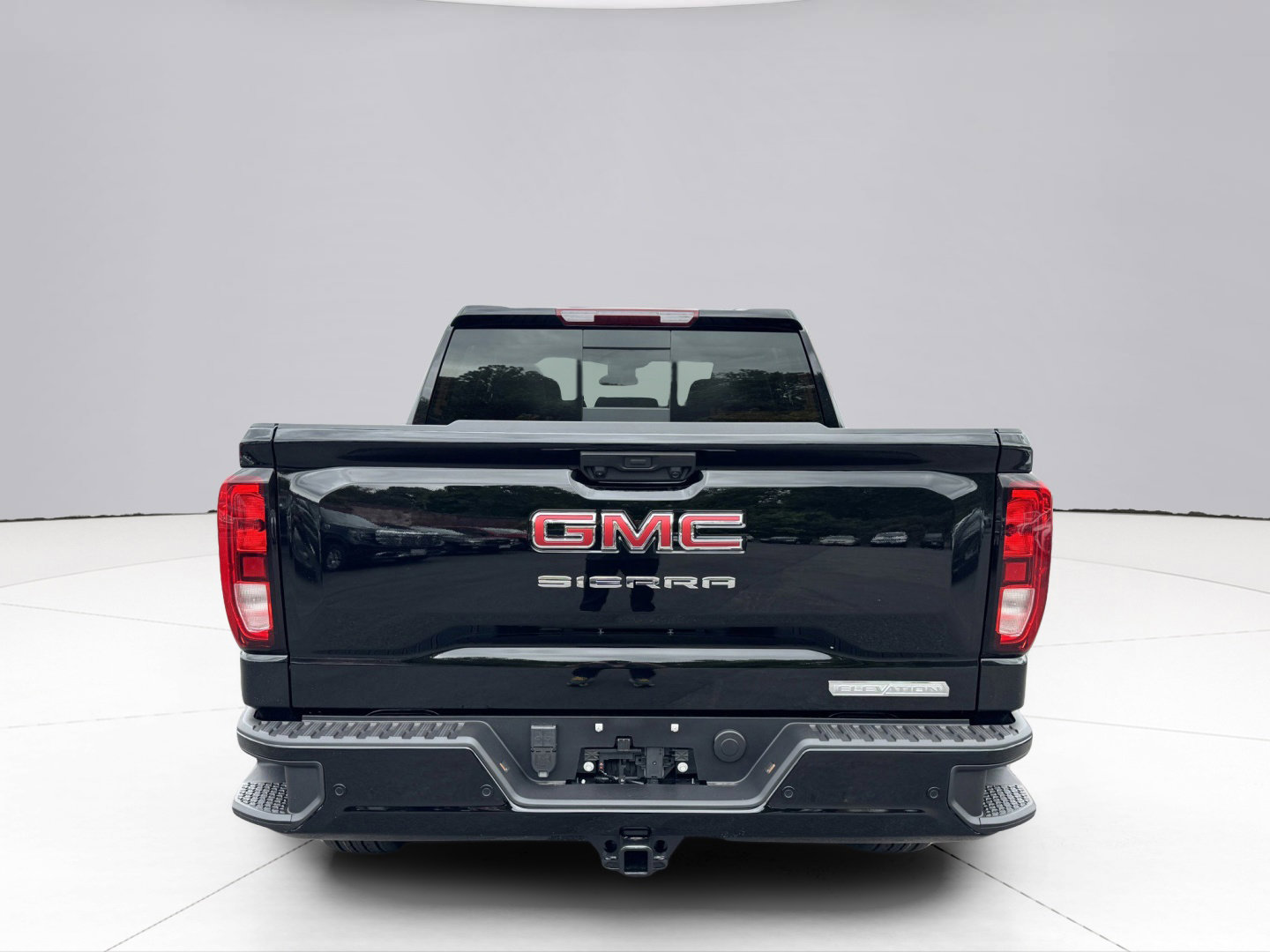 2025 GMC Sierra 1500 Vehicle Photo in LEOMINSTER, MA 01453-2952