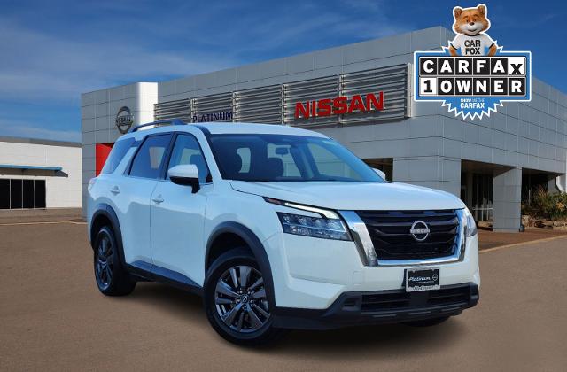 2022 Nissan Pathfinder Vehicle Photo in Denison, TX 75020