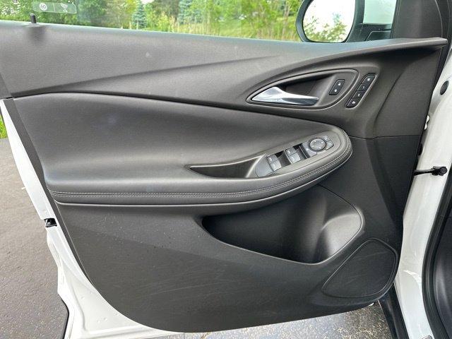 2021 Buick Encore GX Vehicle Photo in MEDINA, OH 44256-9631