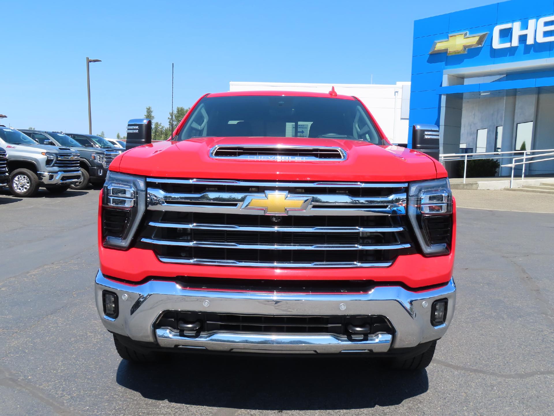 Used 2024 Chevrolet Silverado 3500HD LTZ with VIN 2GC4YUEY5R1100063 for sale in Enumclaw, WA