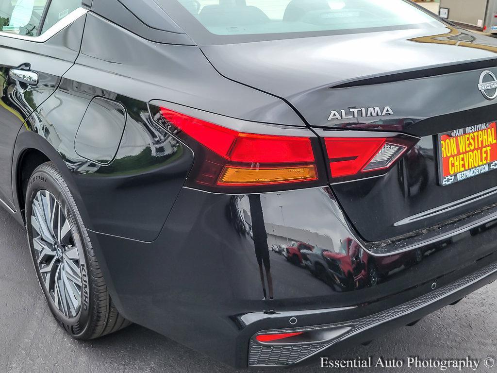 2024 Nissan Altima Vehicle Photo in AURORA, IL 60503-9326