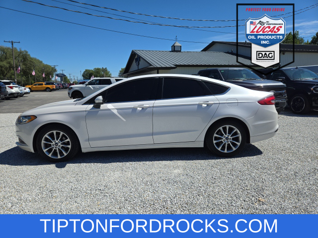 Used 2017 Ford Fusion SE with VIN 3FA6P0HD4HR121340 for sale in Tipton, IN