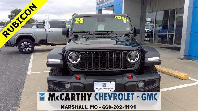 Used 2024 Jeep Wrangler 4-Door Rubicon with VIN 1C4PJXFN0RW126523 for sale in Marshall, MO