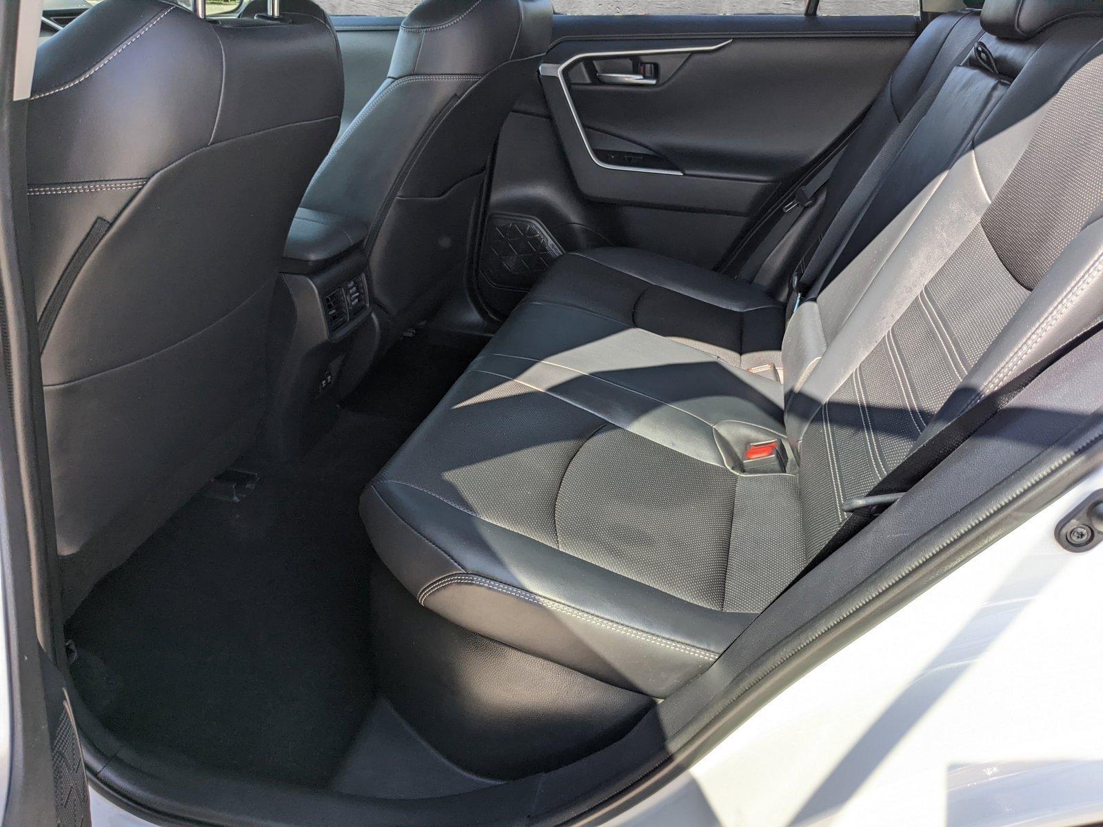 2020 Toyota RAV4 Vehicle Photo in Davie, FL 33331