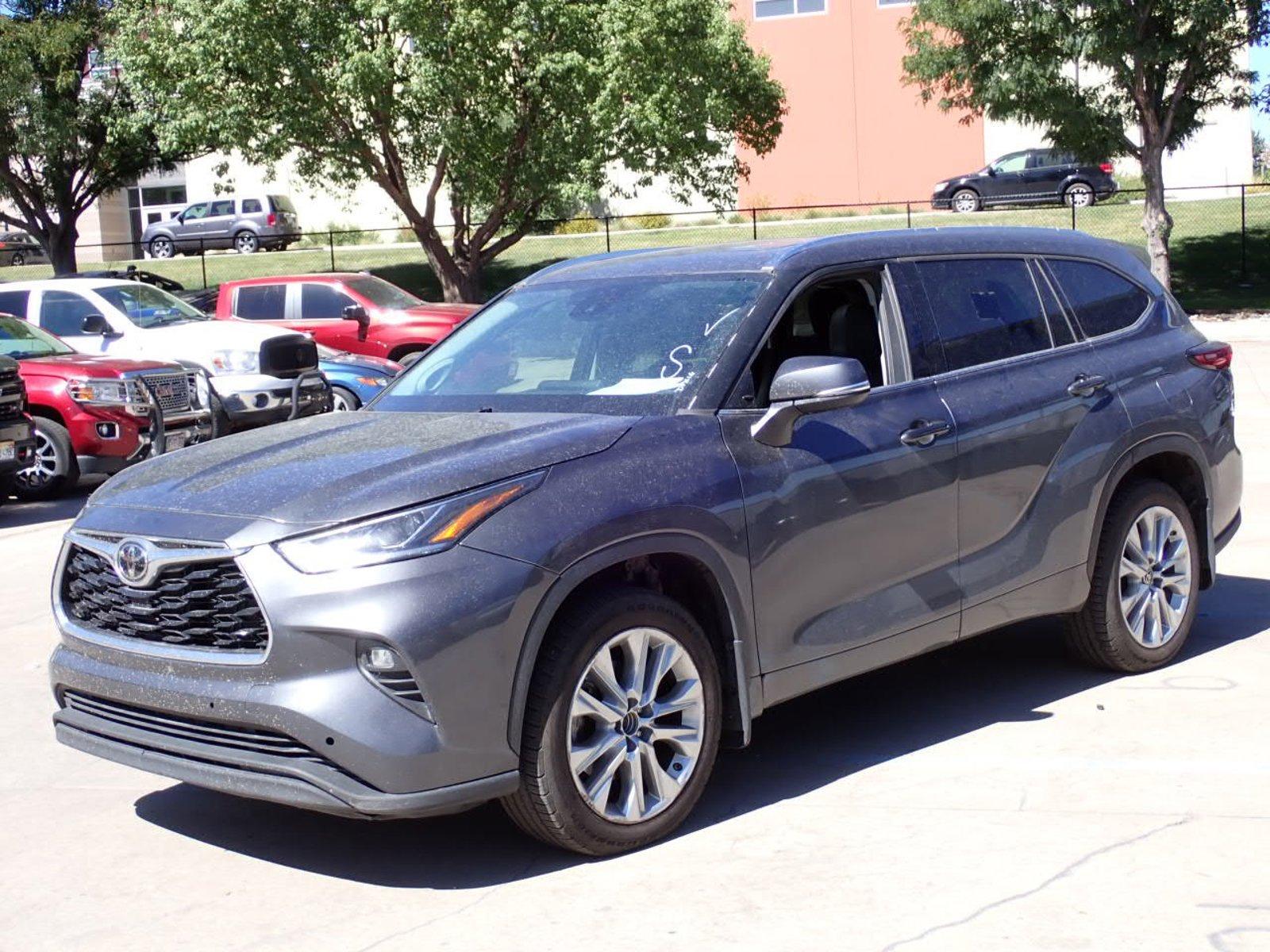 2021 Toyota Highlander Vehicle Photo in DENVER, CO 80221-3610