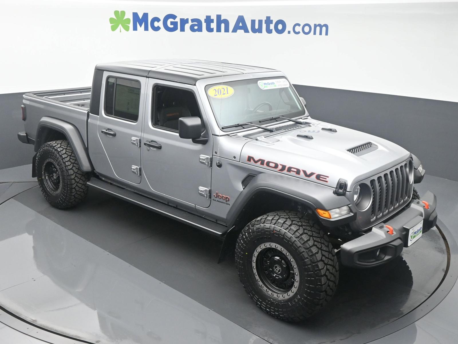 2021 Jeep Gladiator Vehicle Photo in Marion, IA 52302