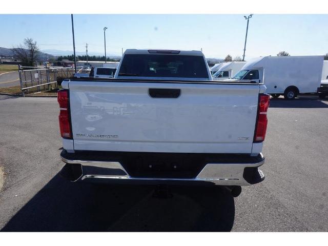 2024 Chevrolet Silverado 2500 HD Vehicle Photo in ALCOA, TN 37701-3235