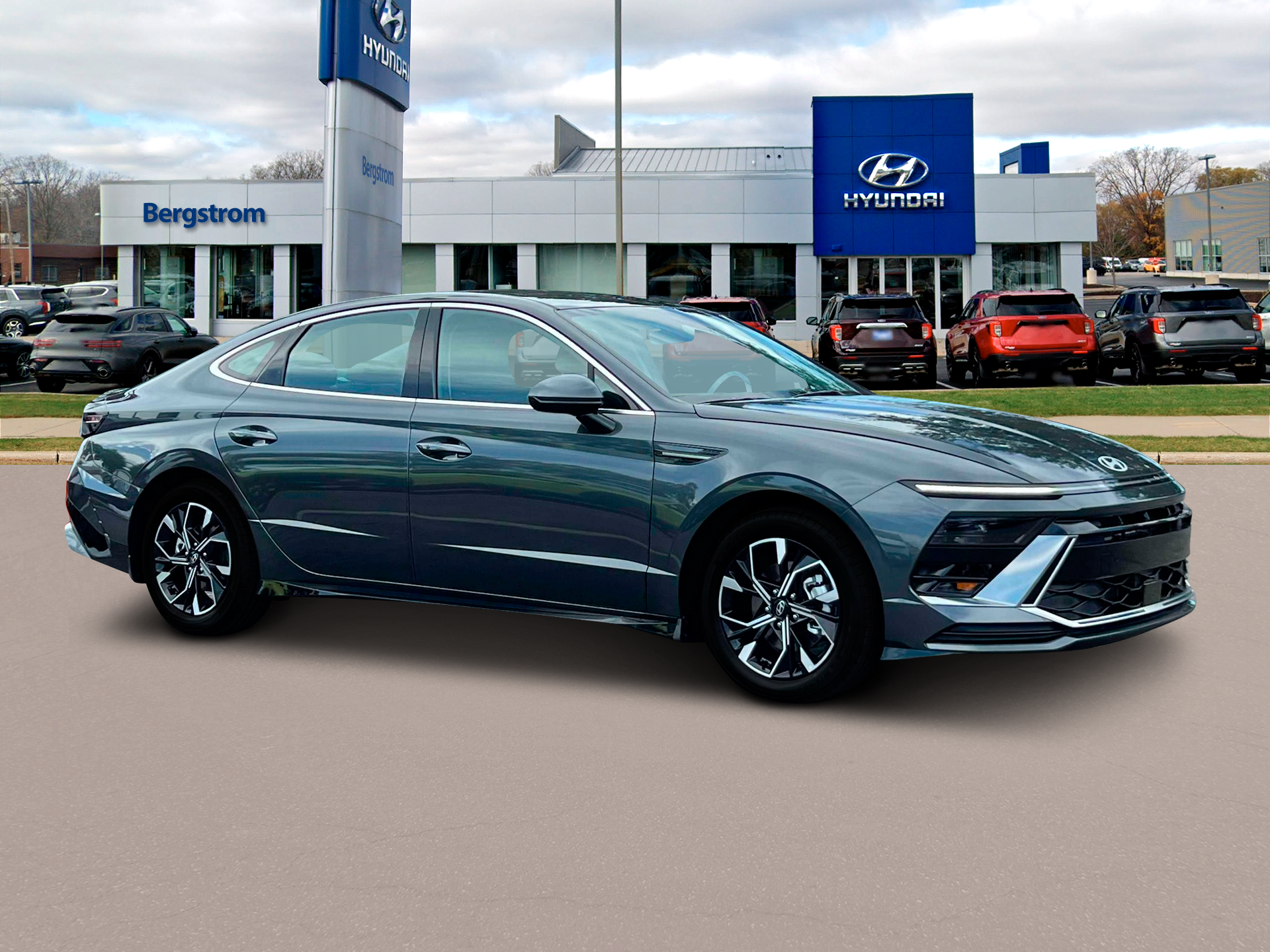 2025 Hyundai SONATA Vehicle Photo in Green Bay, WI 54304