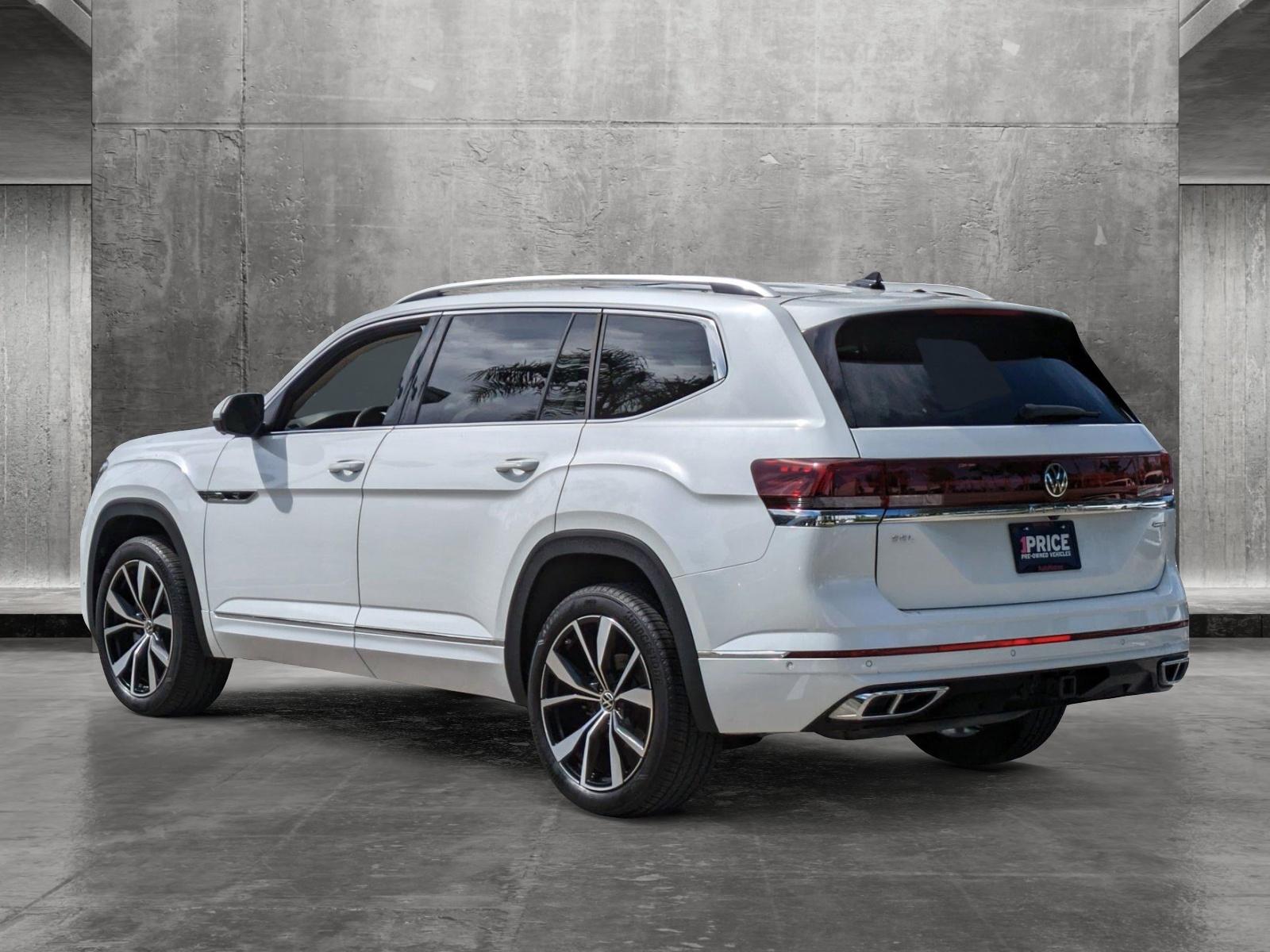 2024 Volkswagen Atlas Vehicle Photo in Coconut Creek, FL 33073