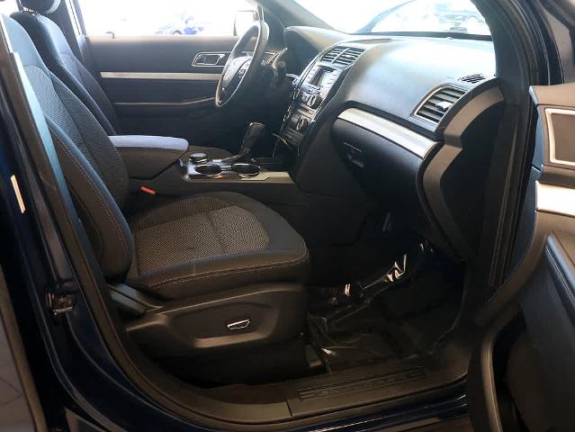 2017 Ford Explorer Vehicle Photo in LIBERTYVILLE, IL 60048-3287