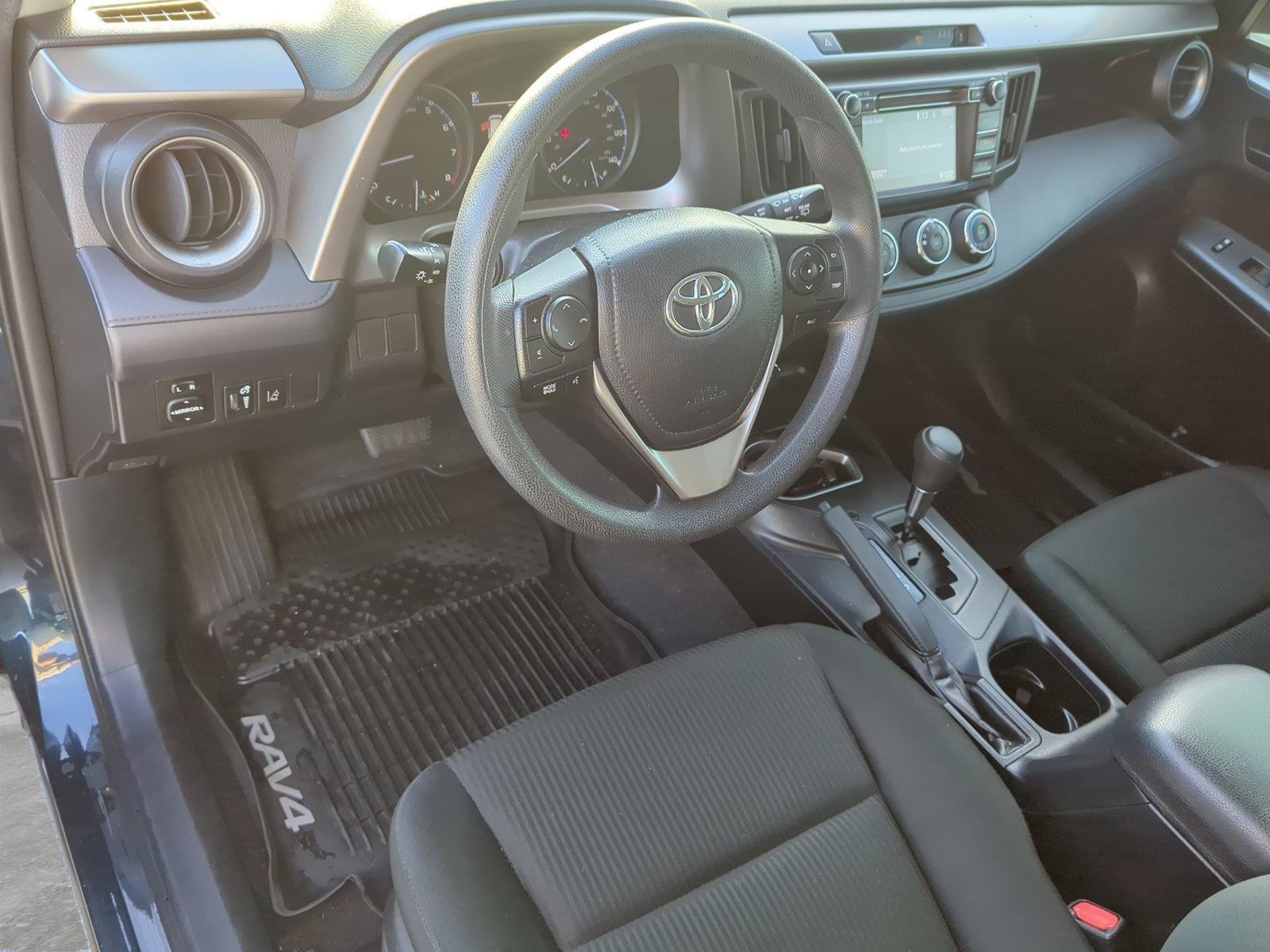 2018 Toyota RAV4 Vehicle Photo in Ft. Myers, FL 33907