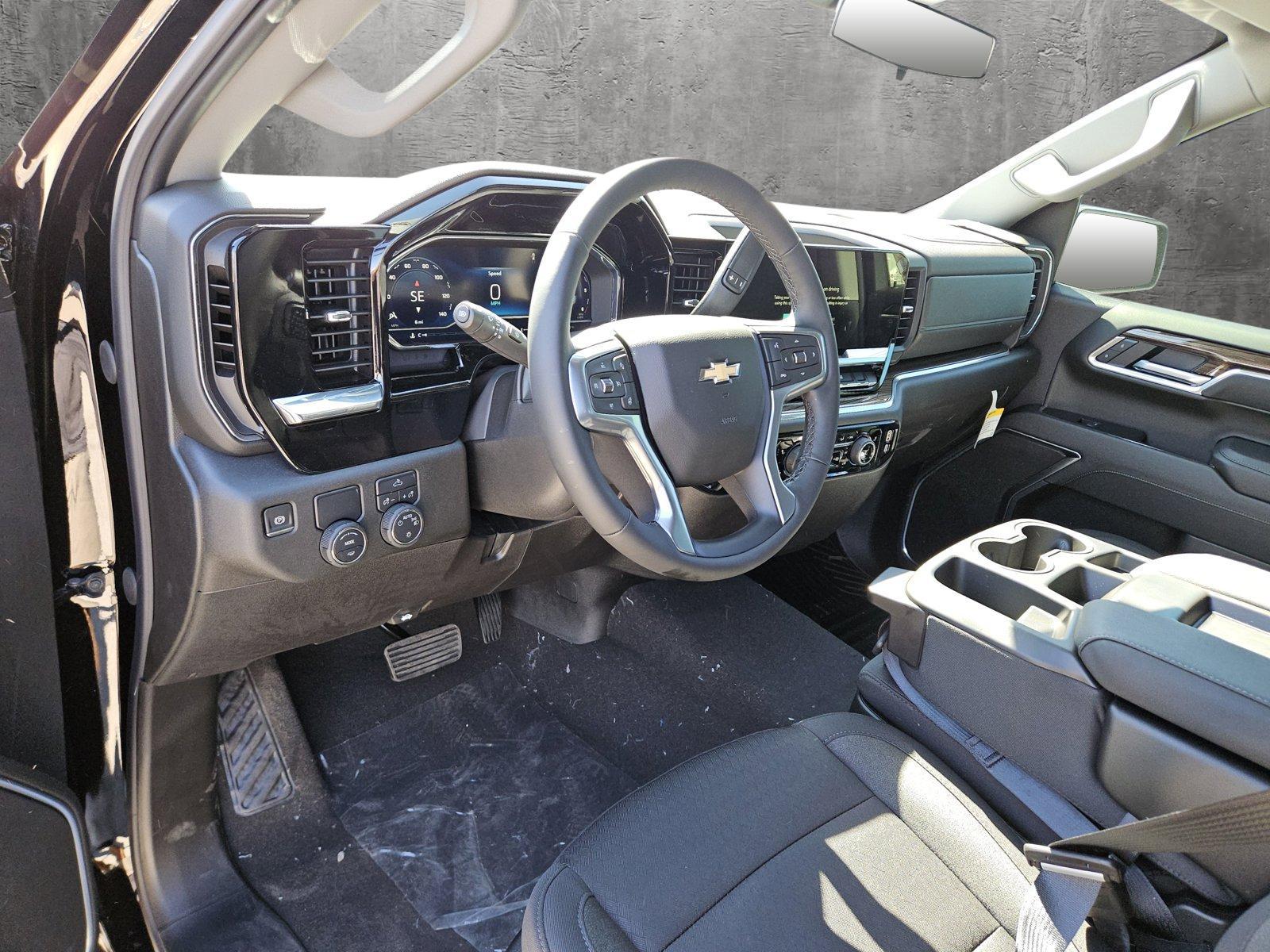 2025 Chevrolet Silverado 1500 Vehicle Photo in NORTH RICHLAND HILLS, TX 76180-7199